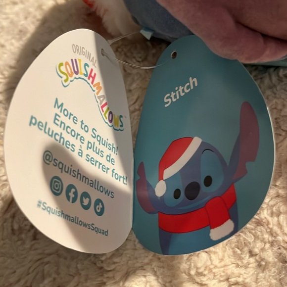 Squishmallow Disney Santa Stitch, 7” New with Tags - Picture 6 of 7